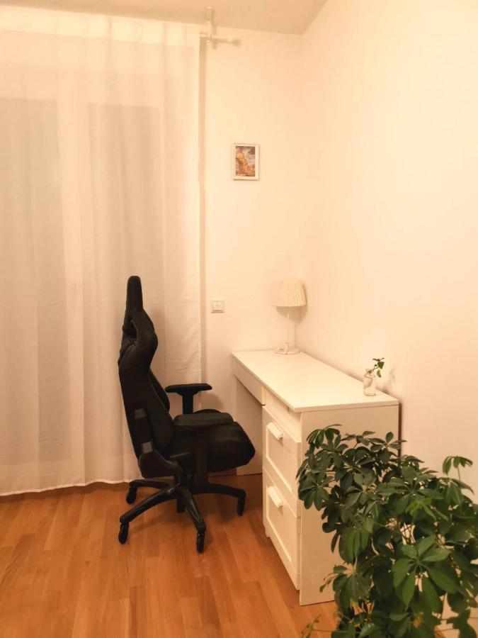 Gemuetliches Privatzimmer In Geraeumiger Gemeinschaftswohnung Дрезден Екстериор снимка